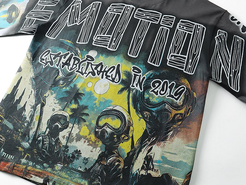 MIXED EMOTION Gray Graffiti Graphic Long-Sleeve T-Shirt — detail