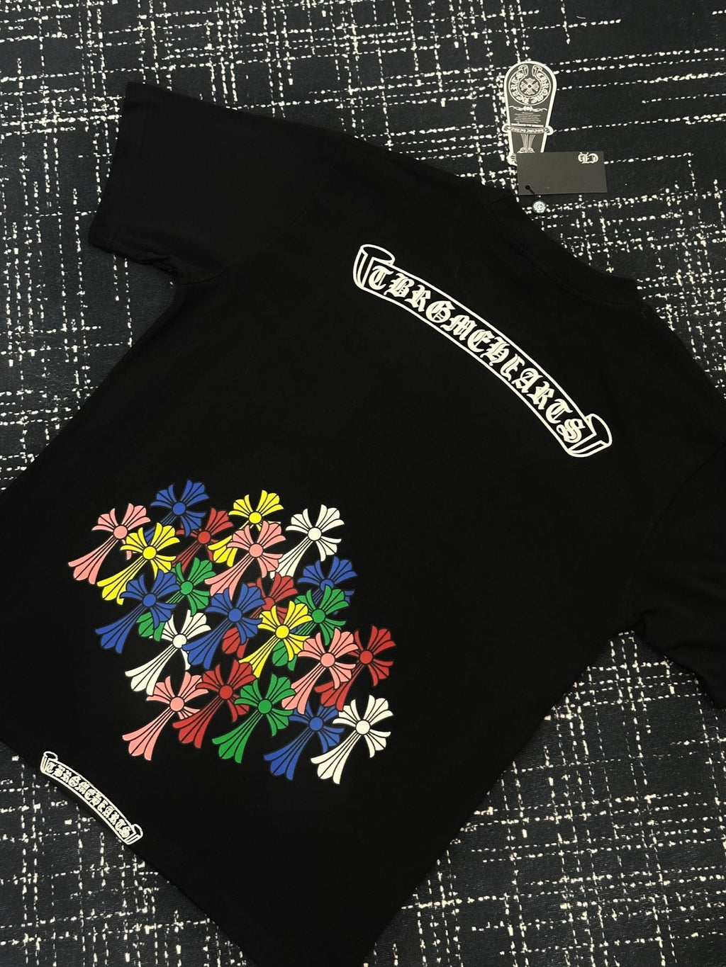 Chrome Hearts Rainbow Horseshoe Cross Graphic T-Shirt — detail